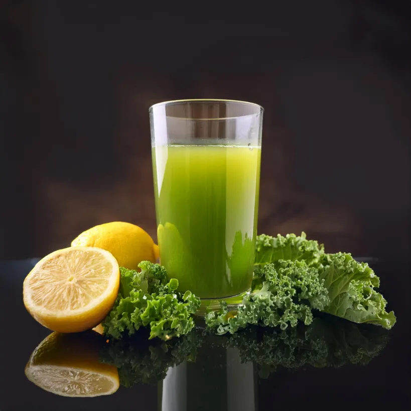 Suco de Limão e Couve Suco de Limão e Couve