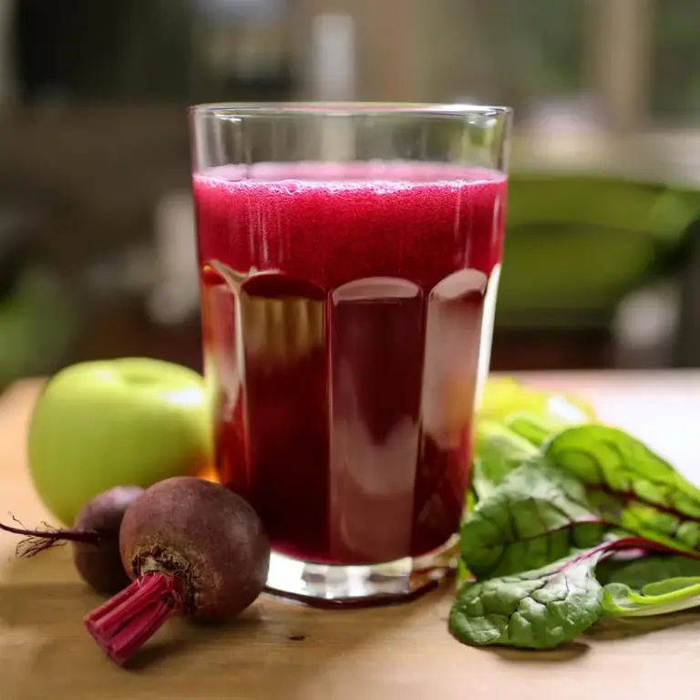 Suco de Maçã com Beterraba e Espinafre
